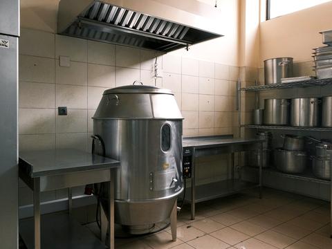 комерційна за адресою урочище Вишні вул., 8