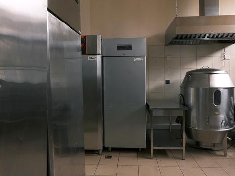 комерційна за адресою урочище Вишні вул., 8