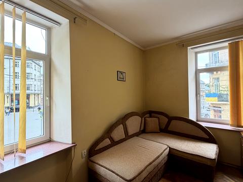 квартира за адресою Старий Ринок пл., 2