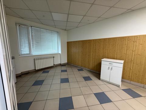комерційна за адресою Минайська вул., 32