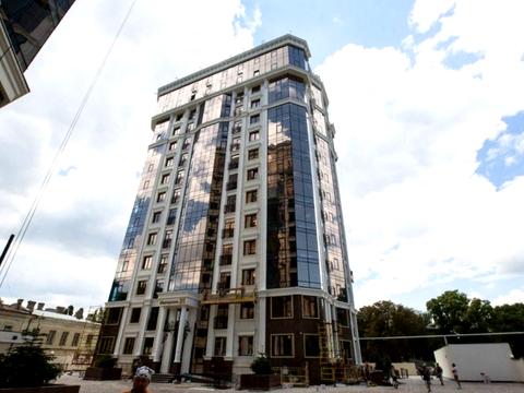 квартира за адресою Італійський бульв., 1б