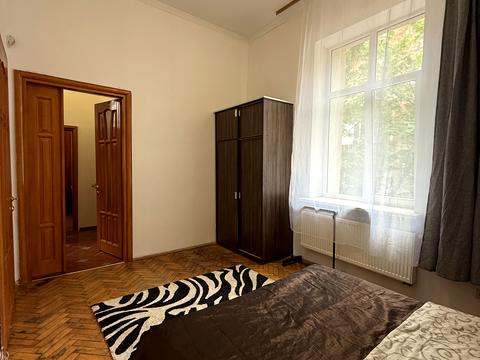 квартира за адресою Театральна вул., 7
