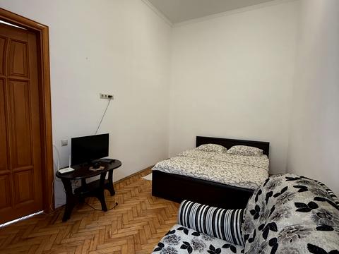 квартира за адресою Театральна вул., 7