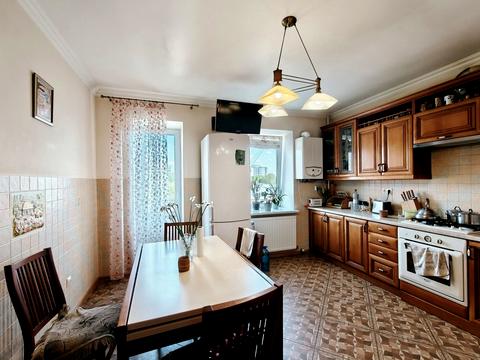 квартира по адресу Деловая ул., 3