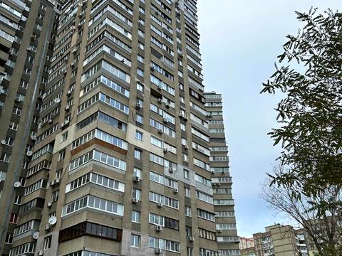 квартира за адресою Святошинська пл., 1