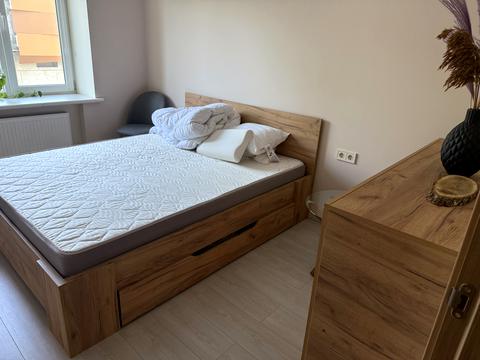 квартира за адресою Літературна вул. (Чехова), 27