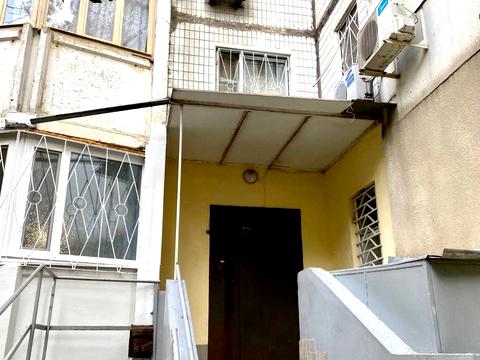 квартира за адресою Князя Володимира Великого просп., 90