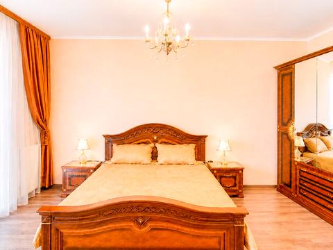 квартира по адресу Воскресенская ул., 18