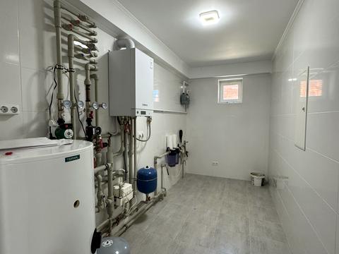 будинок за адресою Центральна вул.