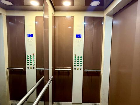 квартира за адресою Київ, Бориспільська вул., 34