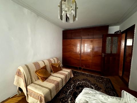 квартира за адресою Симона Петлюри вул. (), 18б