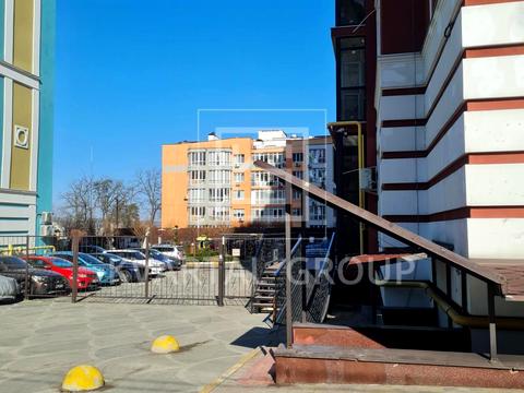 коммерческая по адресу Українська ул., (Будинок 1)