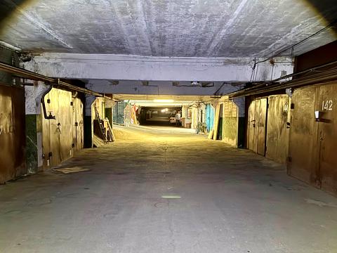 паркомісце за адресою Пантелеймона Куліша вул. (Челябінська), 2