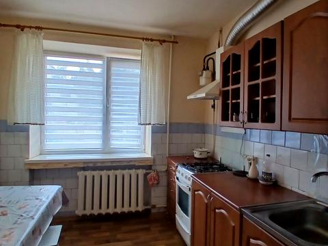 квартира за адресою Героїв Крут бульв. (Героїв Сталінграду), 9