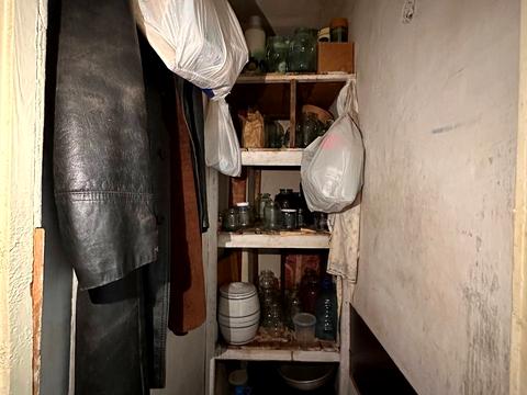 квартира за адресою Космонавтів вул., 4