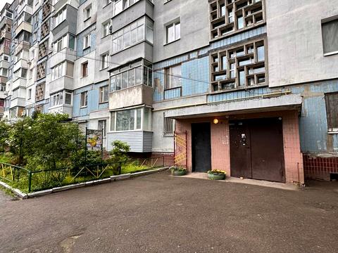 квартира за адресою Космонавтів вул., 4