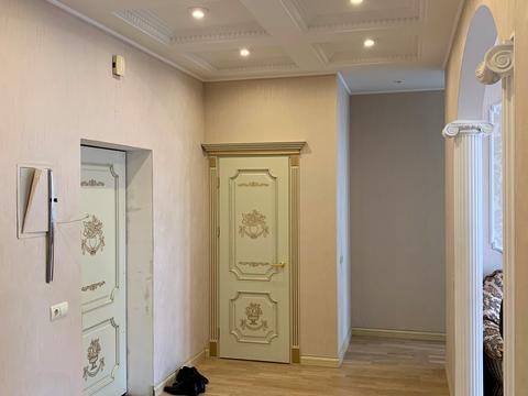 квартира за адресою Дніпровська набережна вул., 14-А