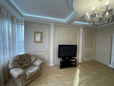 квартира за адресою Дніпровська набережна вул., 14-А