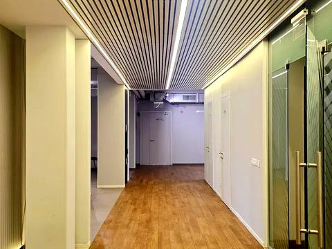 комерційна за адресою Спаська вул., 5