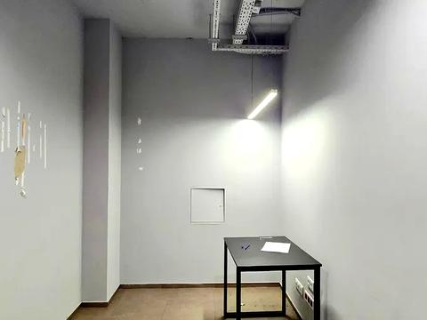 комерційна за адресою Спаська вул., 5