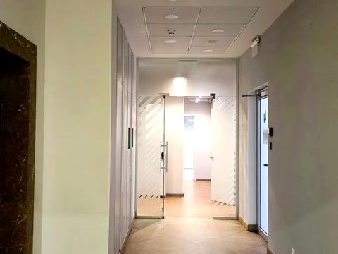 комерційна за адресою Спаська вул., 5