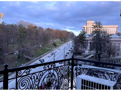 комерційна за адресою Музейний пров., 2
