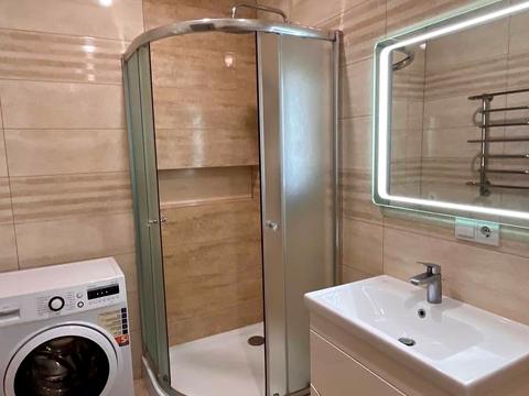 квартира за адресою Залізнична вул., 17