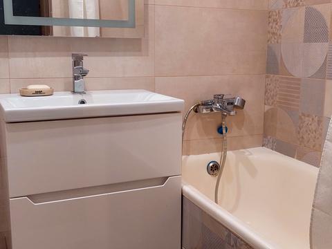 квартира за адресою Тополина вул., 22