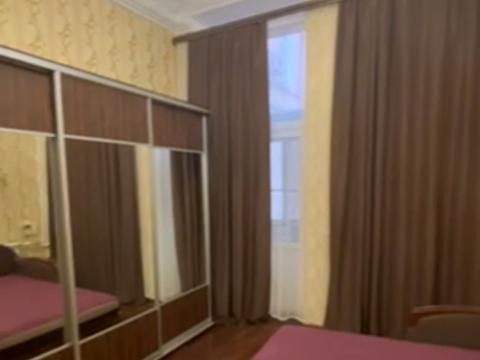 комната по адресу Бунина ул. (Буніна), 21