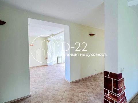 будинок за адресою с. Музичі, Київська, 3