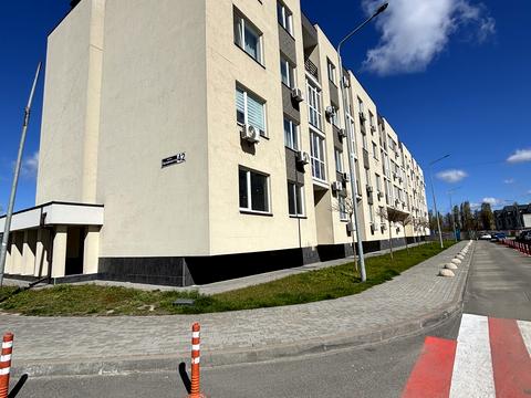 комерційна за адресою Михайла Дерегуса вул. (Янтарна), 42