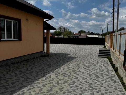 будинок за адресою Котляревського, 1