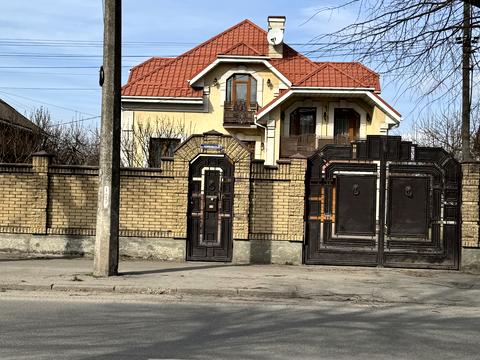 будинок за адресою Чорновола вул., 87