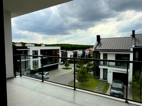 квартира за адресою Квітневий пров., 6
