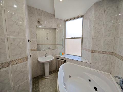квартира за адресою Софіївська вул., 11