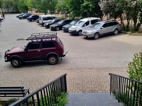 комерційна за адресою Горбачевського вул., 47