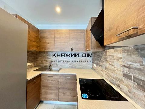 квартира за адресою Дніпровська набережна вул., 16-Г