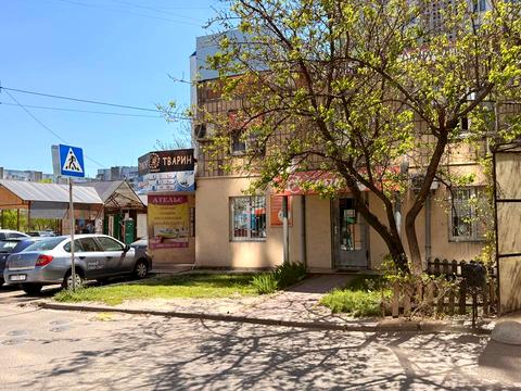 комерційна за адресою Володимира Великого вул. (Гагаріна), 39/1