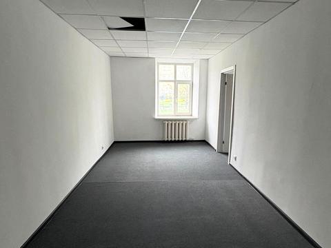 комерційна за адресою Свободи просп. (), 19