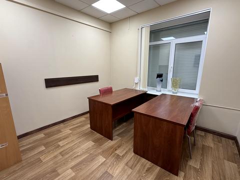 комерційна за адресою Михайла Грушевського вул., 28/2