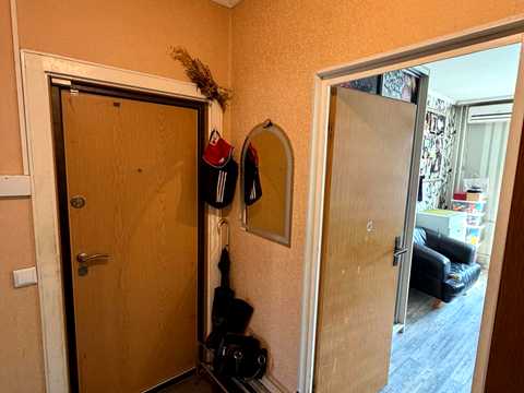 квартира за адресою Тролейбусна вул., 8