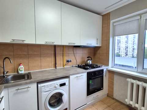 квартира за адресою Митрополита Василя Липківського вул. (Урицького), 3