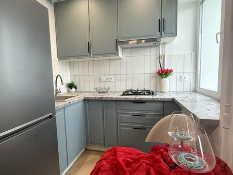 квартира за адресою Монтажників вул., 1