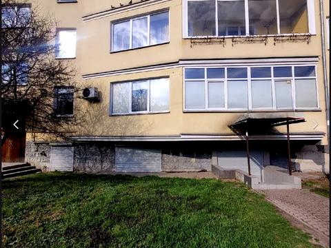 комерційна за адресою Берегова вул., 22а