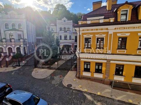 комерційна за адресою Гончарна вул., 3