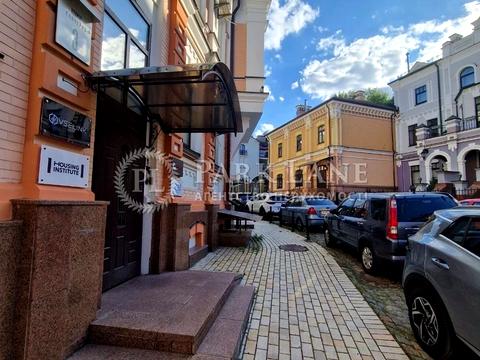 комерційна за адресою Гончарна вул., 3
