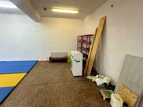 комерційна за адресою Полкова вул., 72-А