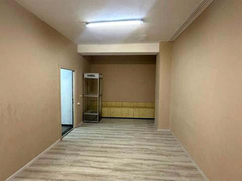 комерційна за адресою Полкова вул., 72-А