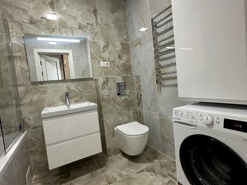 квартира за адресою Чорновола вул., 123-А