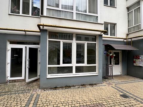 комерційна за адресою Андрія Мельника вул., 10 к4